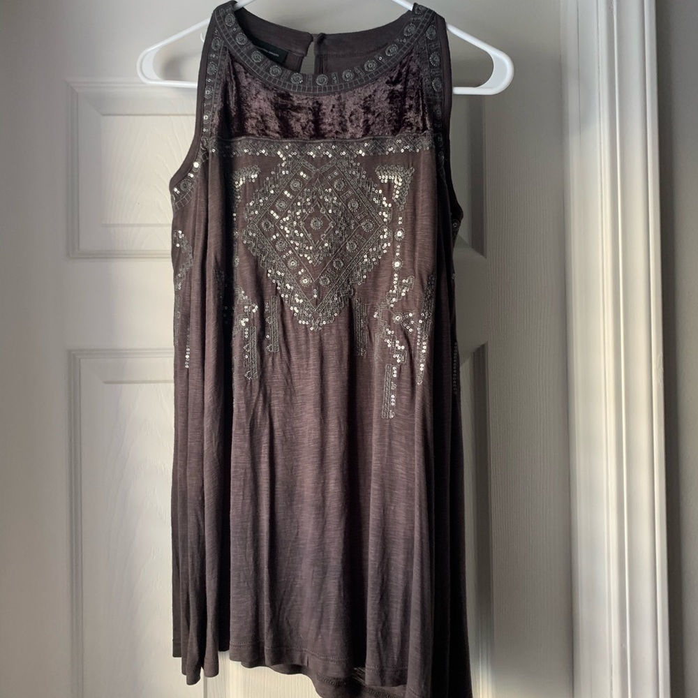 Cold shoulder long sleeve